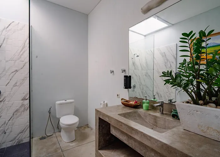 Jimbaran Bliss Villa, Bali ベッド・アンド・ブレックファスト クタ